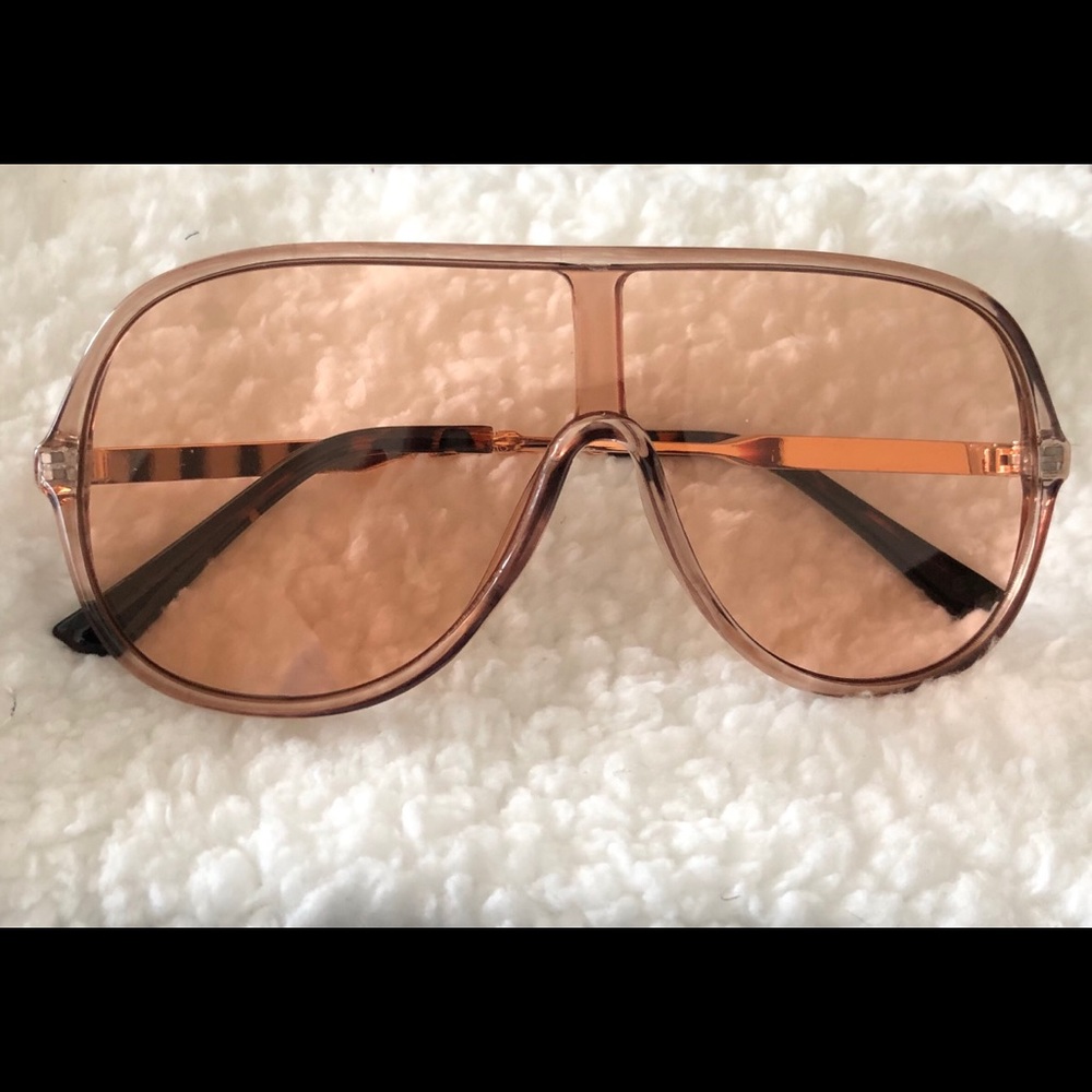 Peach Sunglasses [SOLD OUT]